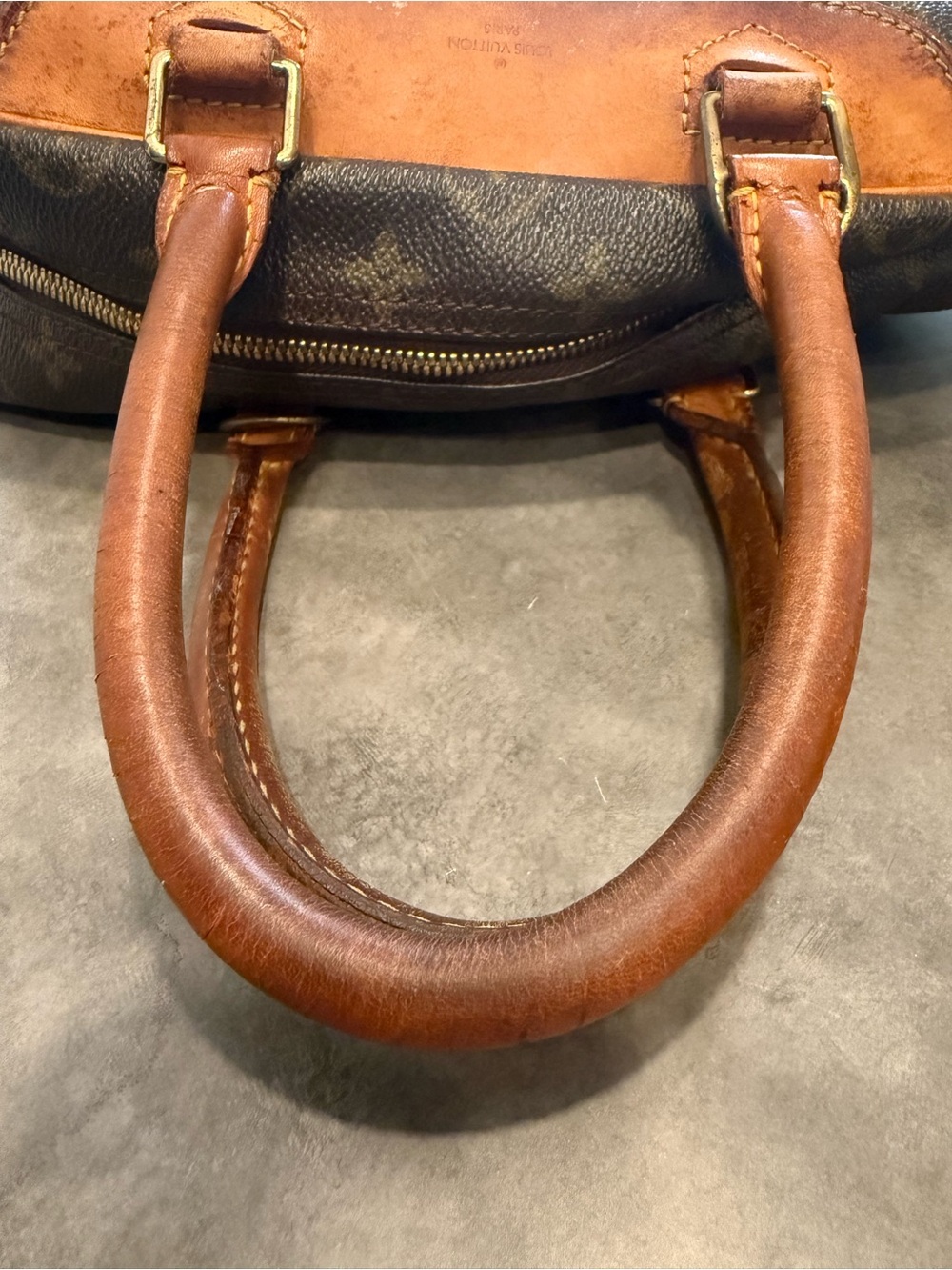 Louis Vuitton 1997 Deauville Bag in Brown Monogram Canvas Vintage Good Condtion - Picture 13 of 16
